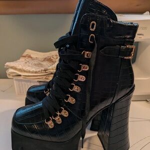 Black Croc-Embossed Platform Lace-Up Heeled Boot